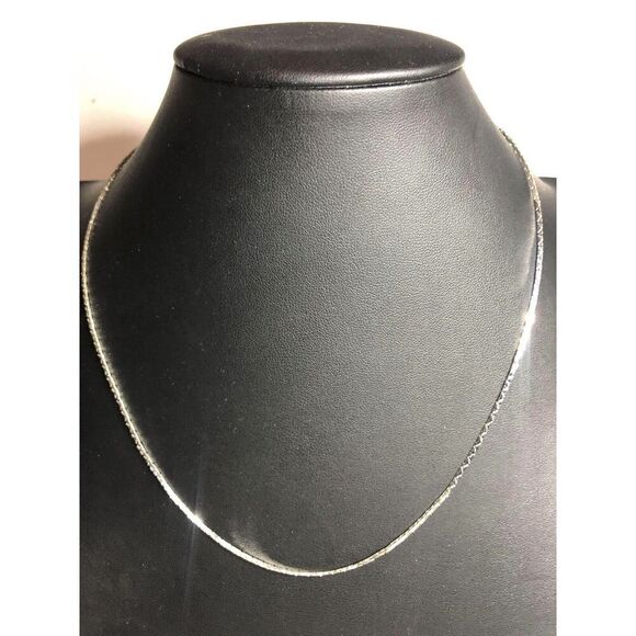 1747 Monet Vintage silver tone smooth link layer chain 18" necklace - Picture 1 of 3